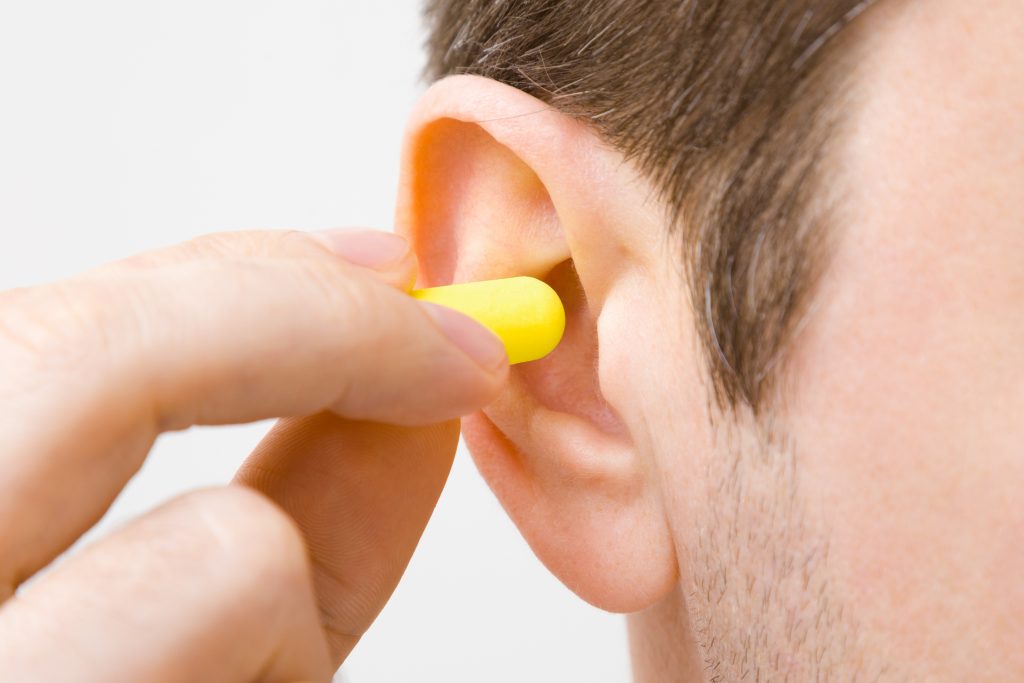 Gehörschutz-Hygiene: Entzündungen  durch Ohrstöpsel. Welche Maßnahmen helfen wirklich?